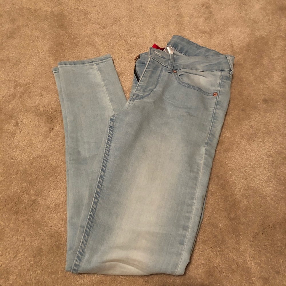 H&M divided light washed jeggings